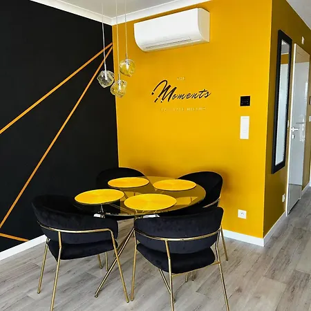 The Moments - Sea & 公寓 *